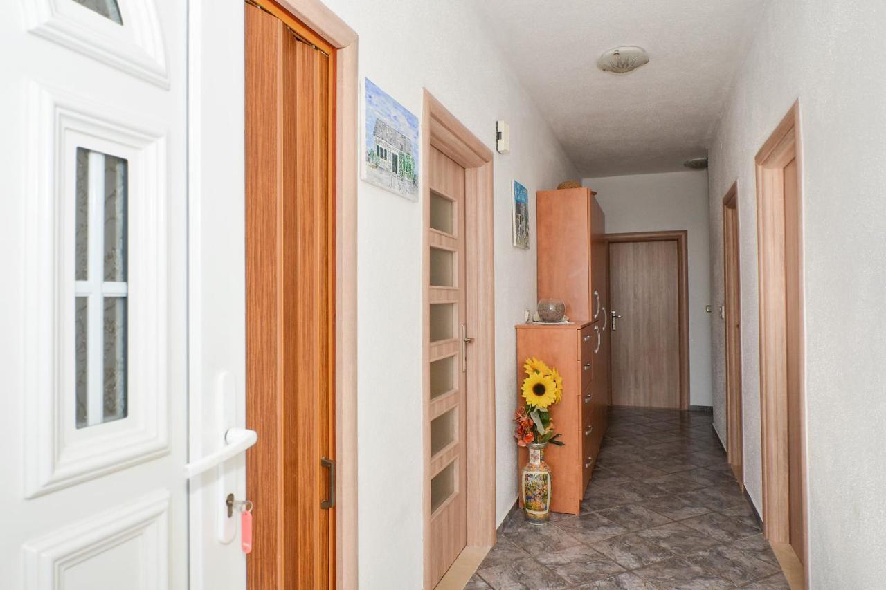 Apartment Una Seget Vranjica Exterior foto